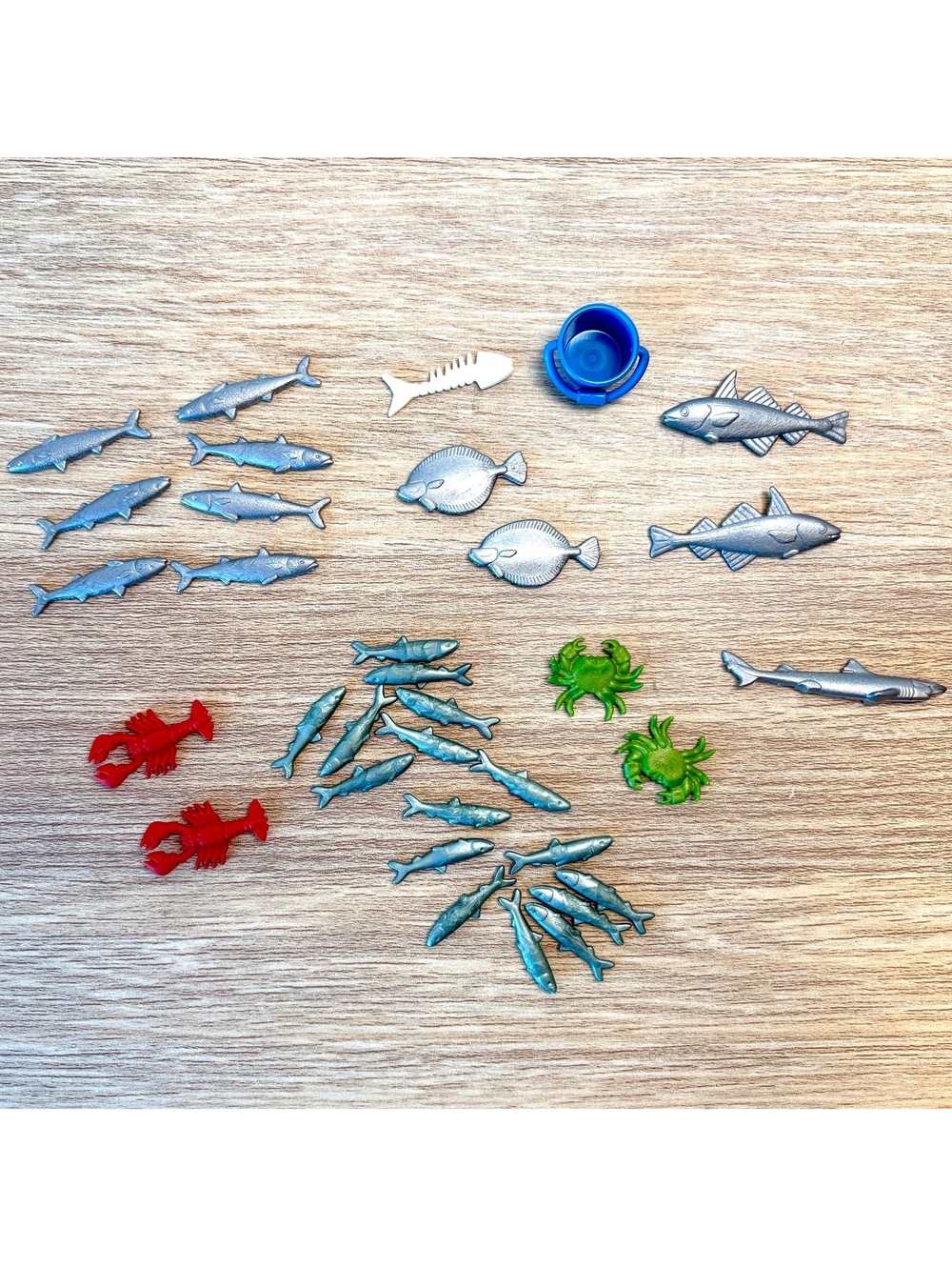 Playmobil Vintage Ocean Sea Life Fish Lot 34 Pc Sharks Lobsters Crabs Fishing